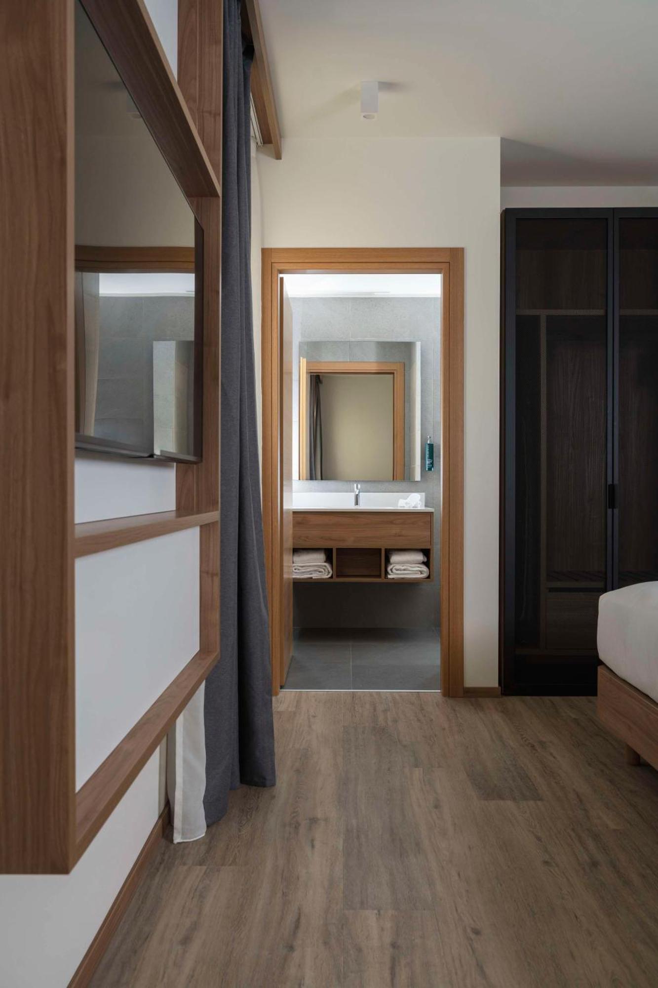 Hilton Garden Inn Padova City Centre Экстерьер фото