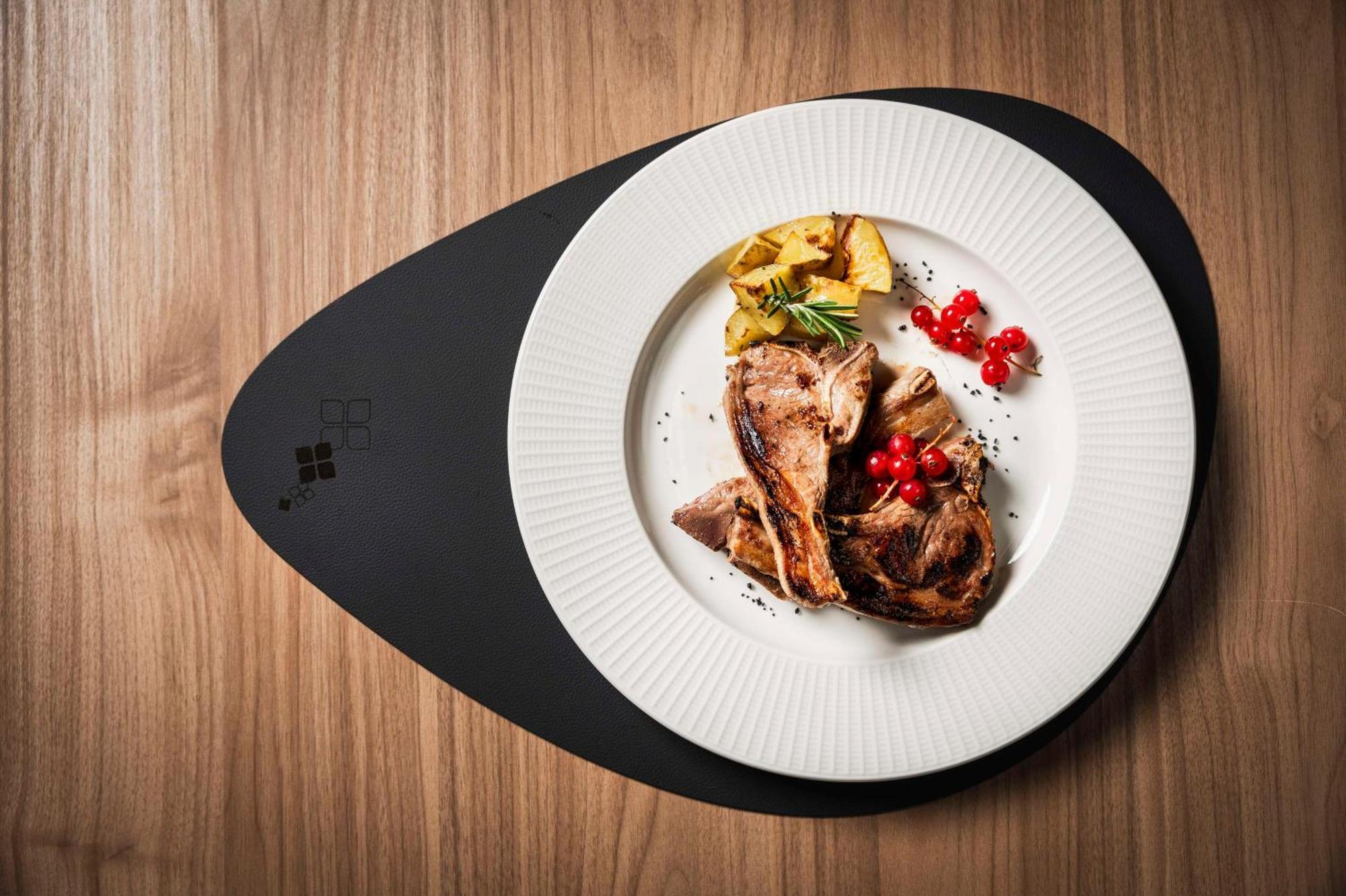 Hilton Garden Inn Padova City Centre Экстерьер фото