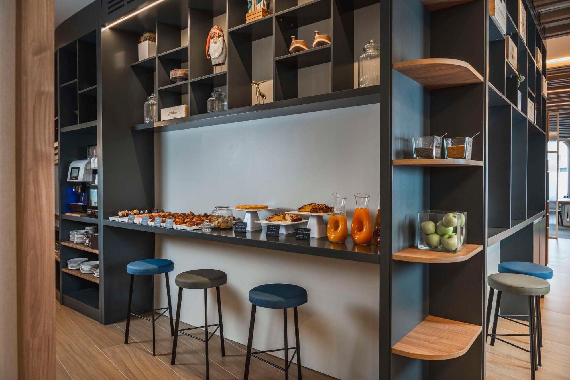 Hilton Garden Inn Padova City Centre Экстерьер фото